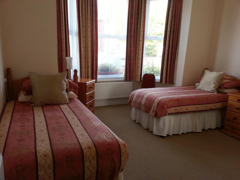Landguard Lodge Southampton Szoba fotó