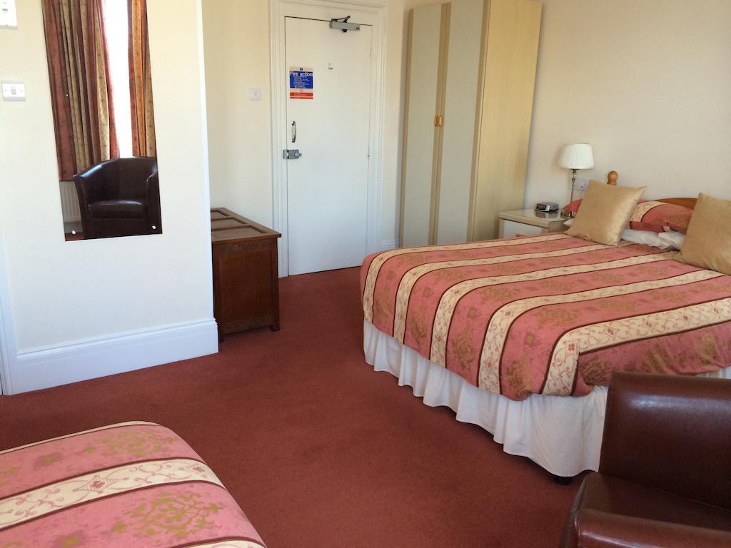 Landguard Lodge Southampton Szoba fotó